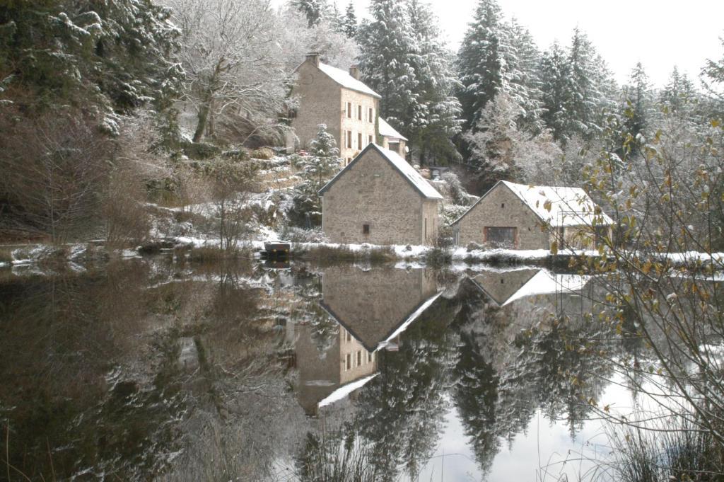 Meymac Le Moulin Des Farges Bed & Breakfast エクステリア 写真