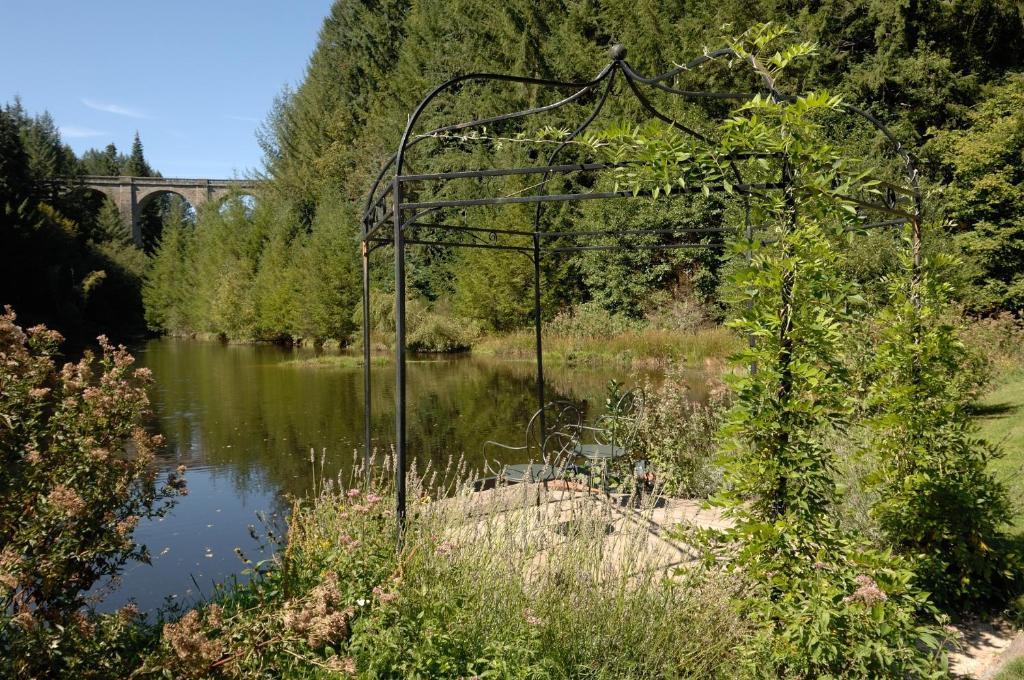 Meymac Le Moulin Des Farges Bed & Breakfast エクステリア 写真