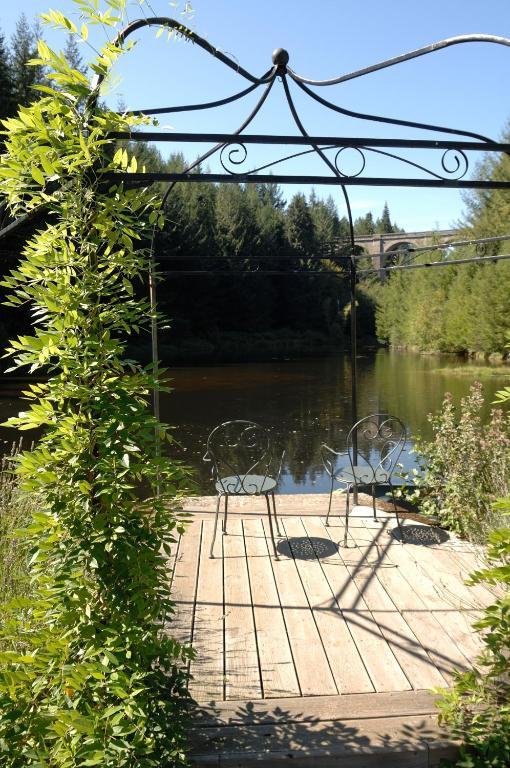 Meymac Le Moulin Des Farges Bed & Breakfast エクステリア 写真